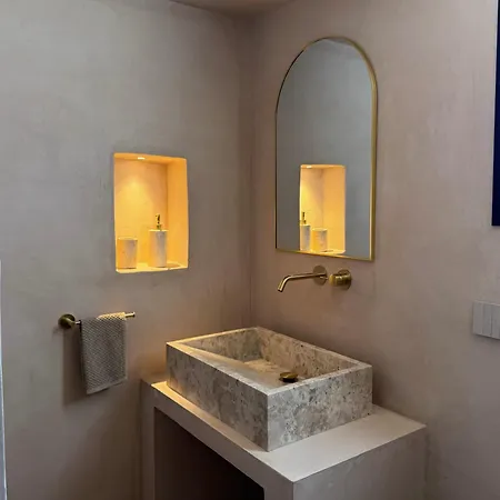 Lumen Trullo أوستوني