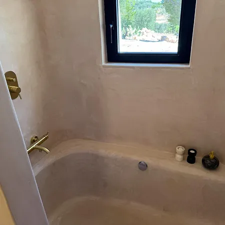 Lumen Trullo فيلة أوستوني