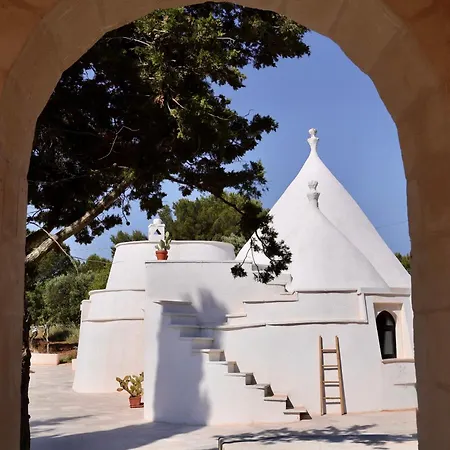 Trulli Lumena Villa